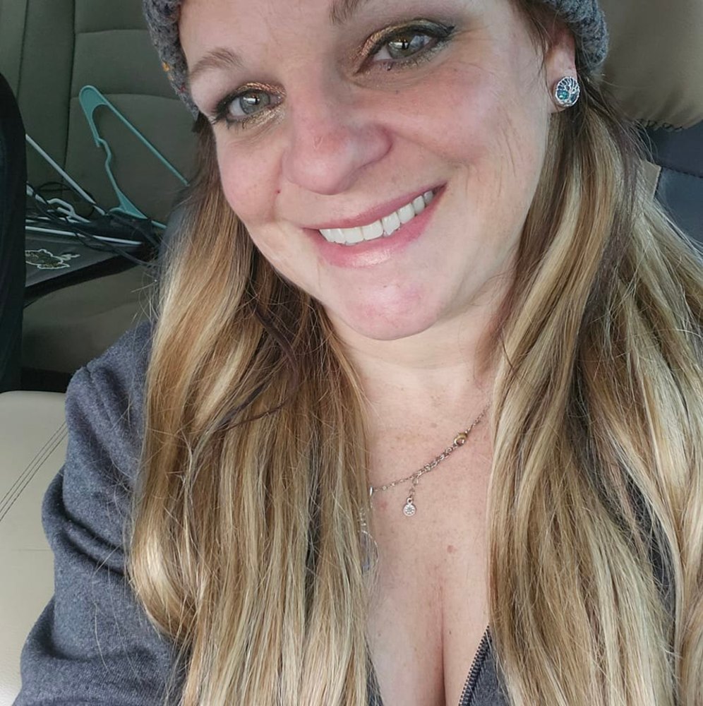 Meet your Posher, Brooke